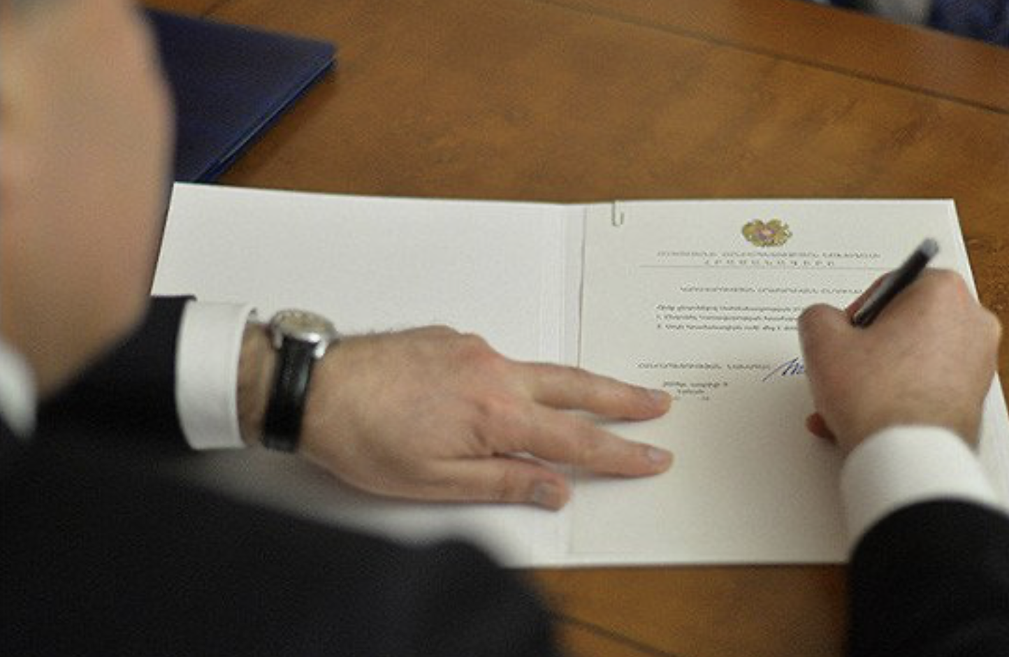 article-image
